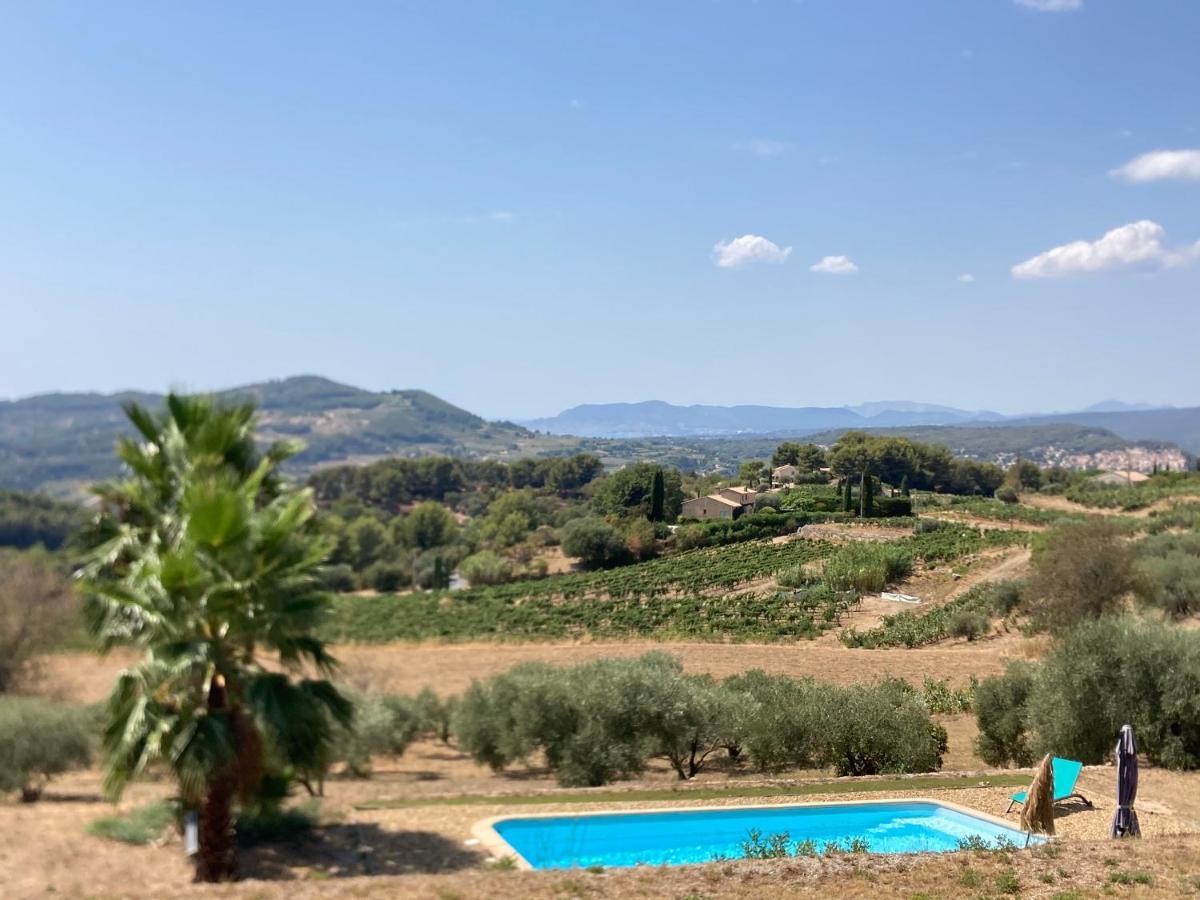 La Venturonne Appartement Neuf Rez De Jardin 45 M2 Vue Mer Et Vignes 10 Mn Des Plages Le Beausset Bagian luar foto
